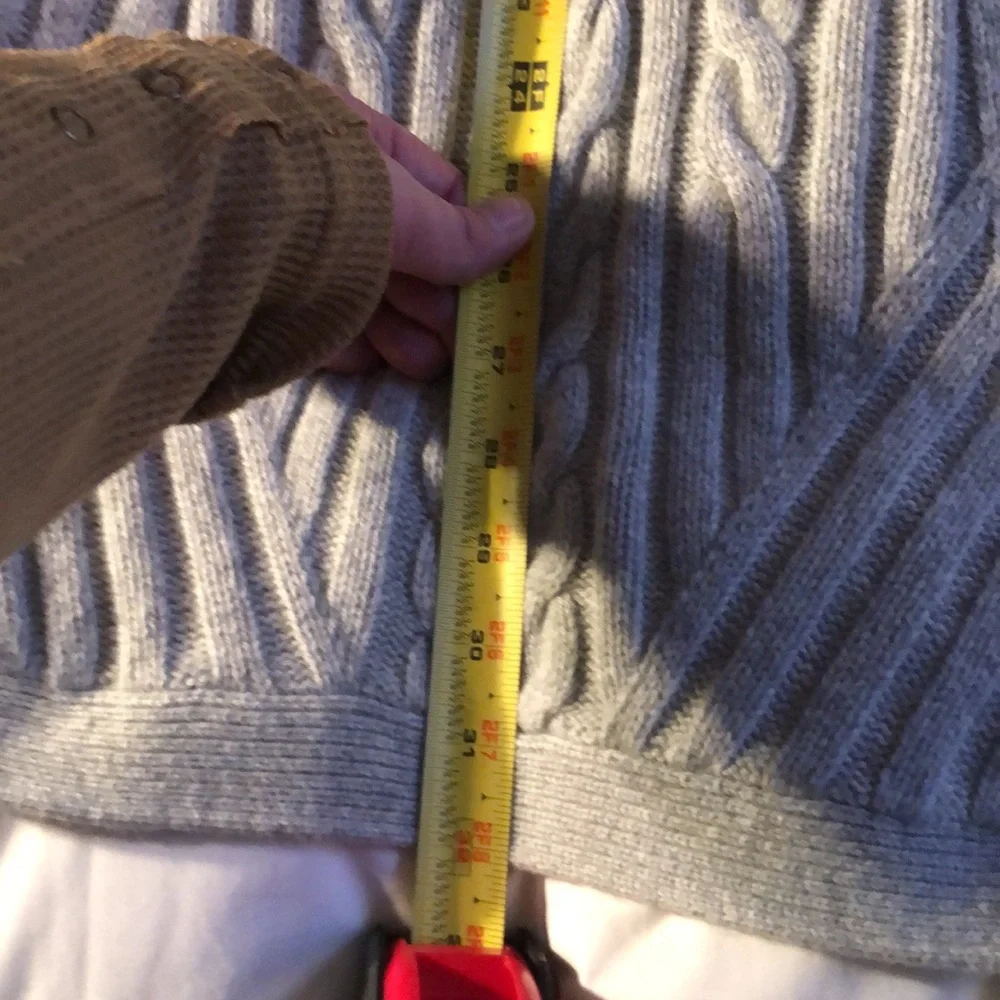 Beautiful Talbots sweater - Picture 9 of 9